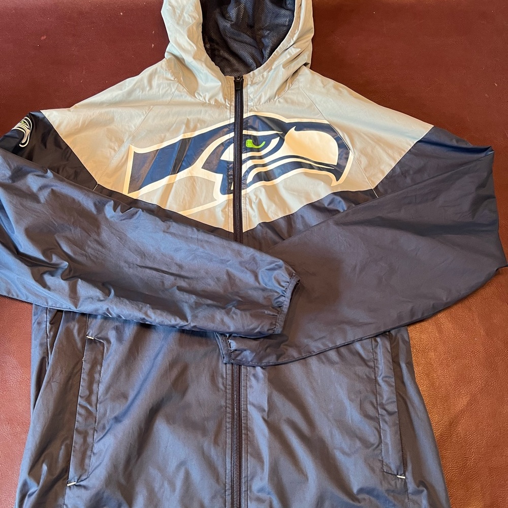 NFL G 3 Apparel Group Seahawks Windbreaker size Medium - Picture 4 of 13